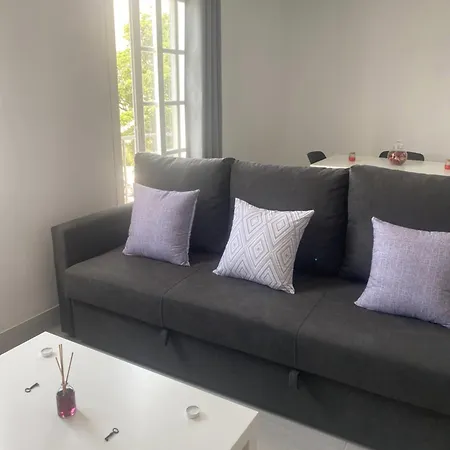Leon 38 Private Parking - Eaw Homes Apartamento