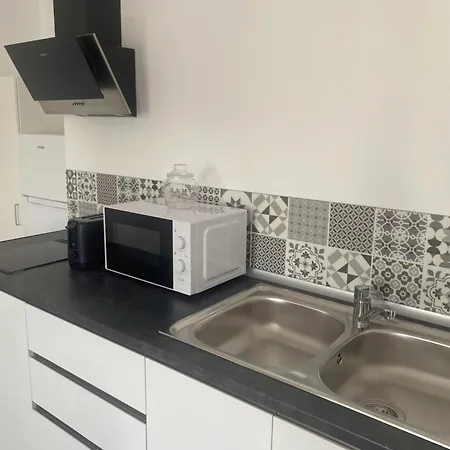 Leon 38 Apartments Private Parking - Eaw Homes Appartement