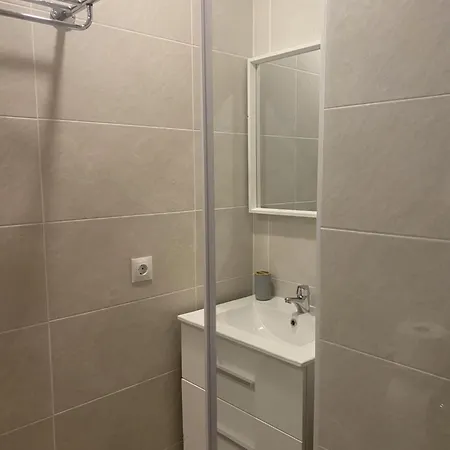 Leon 38 Private Parking - Eaw Homes Estepona