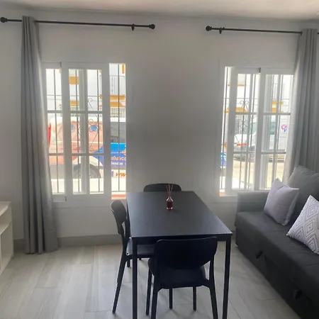 Leon 38 Private Parking - Eaw Homes Appartement