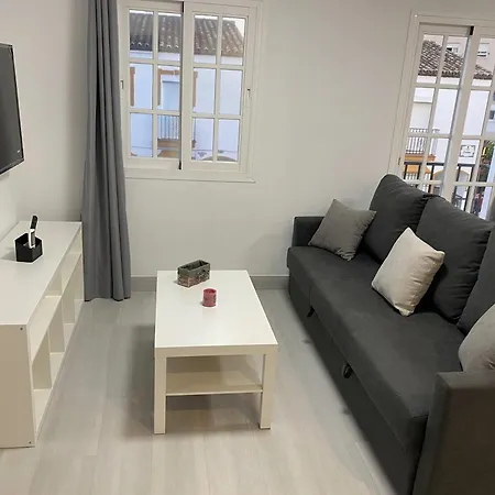 Leon 38 Private Parking - Eaw Homes Estepona